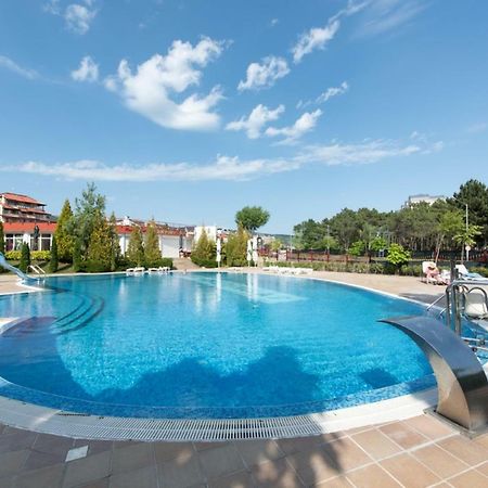 Gt Green Fort Beach Apartments Sunny Beach Eksteriør billede