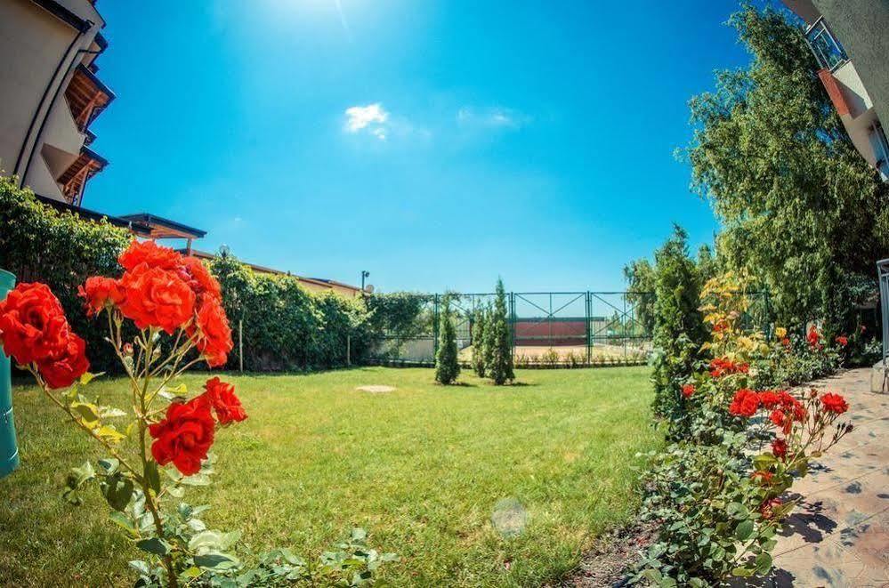 Gt Green Fort Beach Apartments Sunny Beach Eksteriør billede